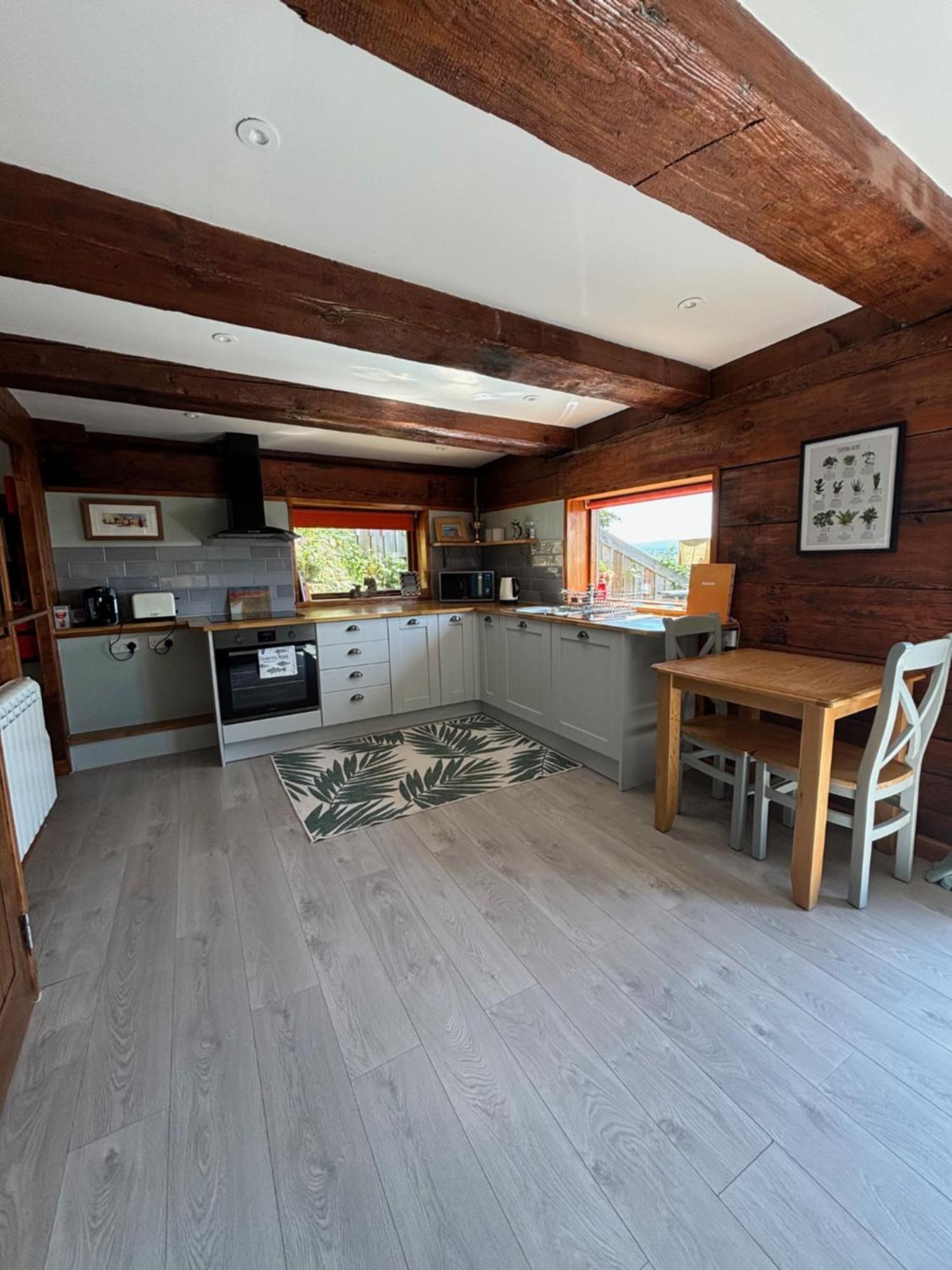 Cosy Coastal Hideaway With Incredible Sea Views Apartamento Fortrose Exterior foto